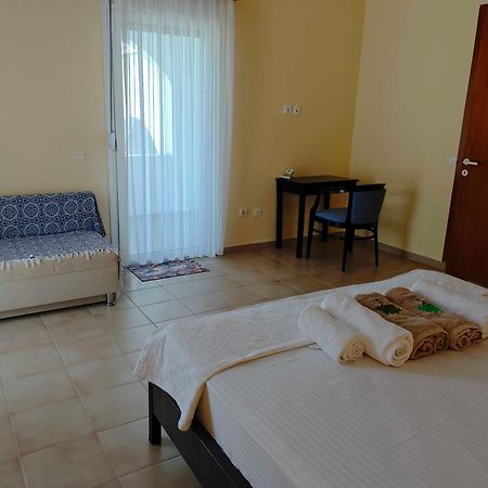 Sithonia Lodge Metamorfosi  Luaran gambar